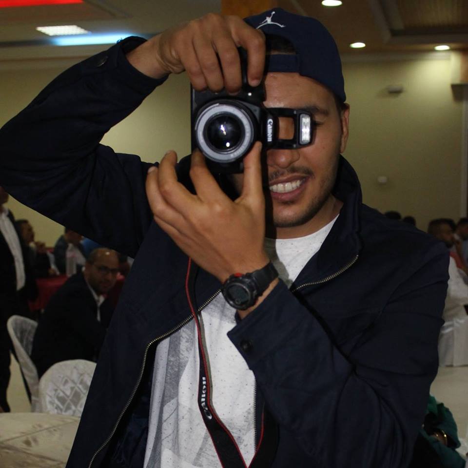  حلم شاب تونسي بان يصبح مصورا صحفيا عالميا